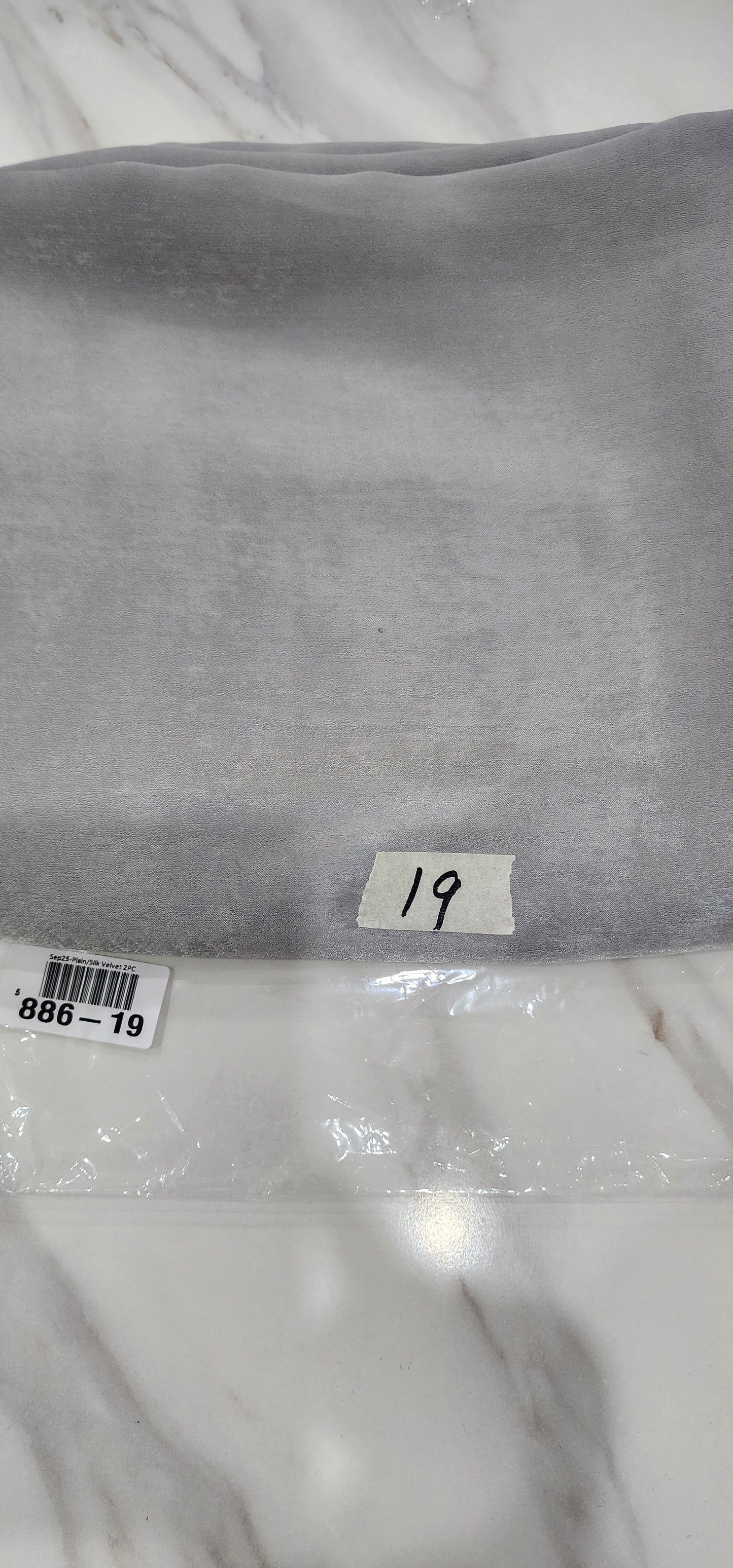 Silk Velvet (886-19)